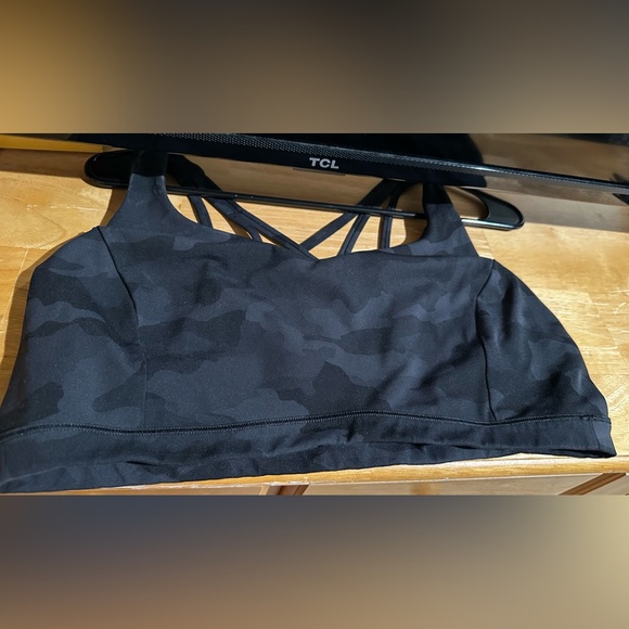 Lululemon Free to be Serene sports bra black camo - Picture 2 of 4